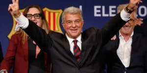 Joan Laporta świętuje zwycięstwo w wyborach FC Barcelony 2026
