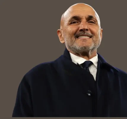 Piłkarze Juventus FC podczas meczu na Allianz Stadium w kontekście planowanej rewolucji kadrowej prowadzonej przez Luciano Spalletti.