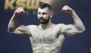 Szymon Kołecki podwójnym mistrzem